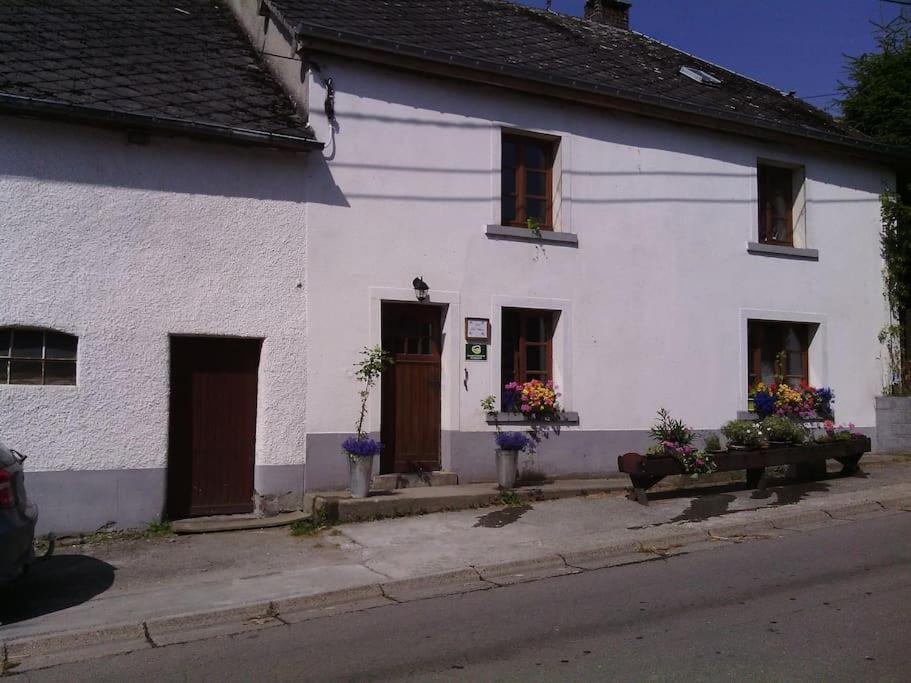 Gite Les 7 Frenes Vaux-sur-Sure エクステリア 写真
